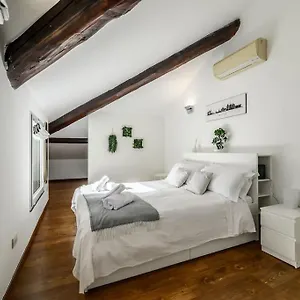 Buenos Aires' Nest - 10 Minutes From Duomo With Terrace Milán